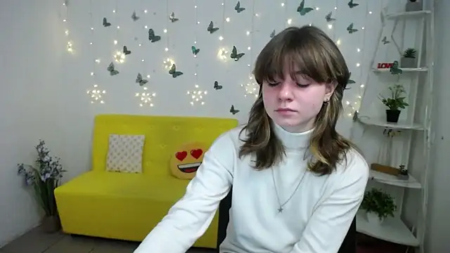 AnnaWest  online show from 02.25.26