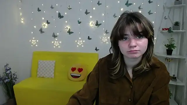 AnnaWest  online show from 03.01.26