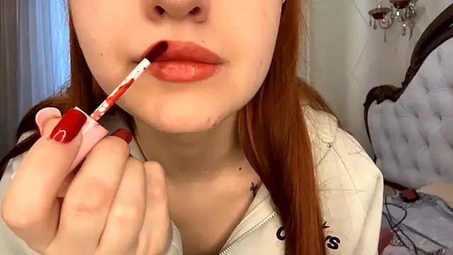 Snapshot of KatheyMichelfelder chatting on 02.25.26 KatheyMichelfelder online show from 02.25.26