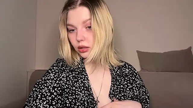 Ophelia Ritz online show from 03.30.26