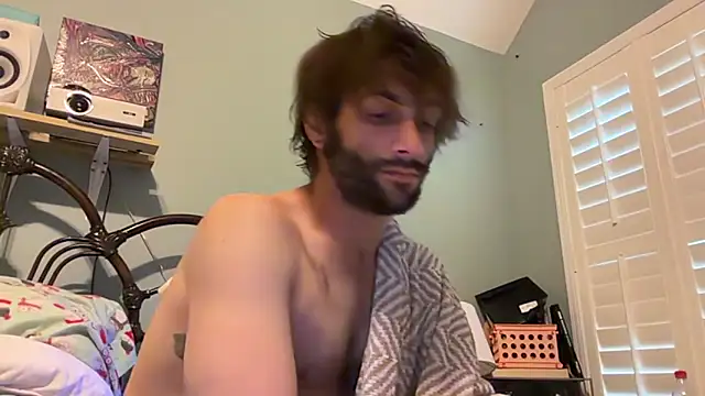 Snapshot of TrndSettr chatting on 05.02.26 TrndSettr online show from 05.02.26