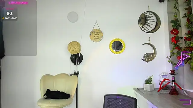 Snapshot of CristalAyala chatting on 02.24.26 CristalAyala online show from 02.24.26