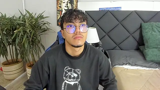 Snapshot of kai_storn chatting on 03.03.26 kai storn online show from 03.03.26