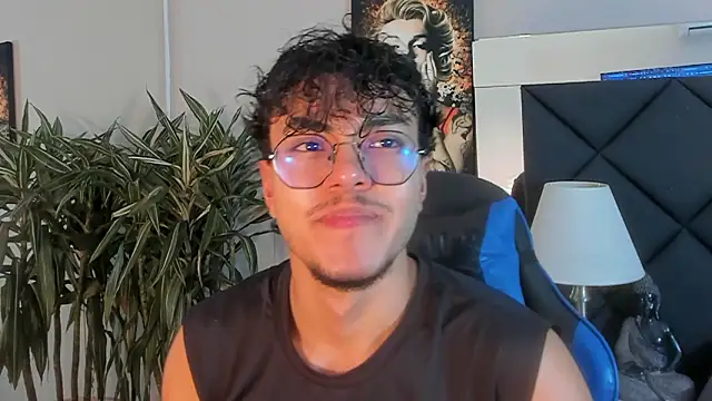 Snapshot of kai_storn chatting on 03.04.26 kai storn online show from 03.04.26