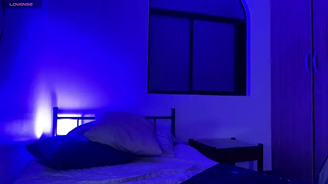 Kitty Wild 19 online show from 04.13.26