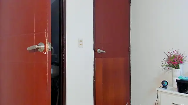 Snapshot of Jennifer_Lee_ chatting on 02.04.26 Jennifer Lee online show from 02.04.26