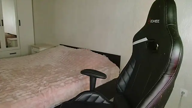 Eva Avea online show from 04.13.26