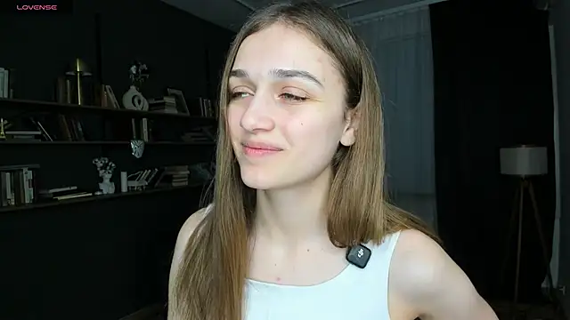 JuliannaLeiding online show from 04.03.26