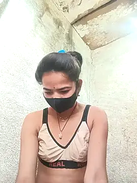 Sunali Bendre online show from 03.01.26