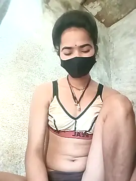 Sunali Bendre online show from 03.10.26