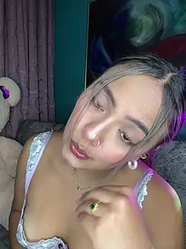 Kylievoos online show from 02.09.26