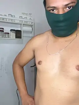 Snapshot of Loaisn chatting on 02.25.26 Loaisn online show from 02.25.26