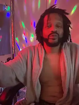 Snapshot of magic_man1085 chatting on 03.09.26 magic man1085 online show from 03.09.26