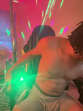 Snapshot of magic_man1085 chatting on 03.15.26 magic man1085 online show from 03.15.26