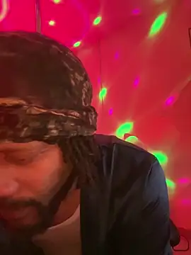 Snapshot of magic_man1085 chatting on 03.26.26 magic man1085 online show from 03.26.26