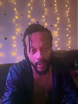 Snapshot of magic_man1085 chatting on 04.11.26 magic man1085 online show from 04.11.26