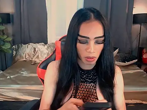 Snapshot of VeshtidaTS chatting on 02.03.26 VeshtidaTS online show from 02.03.26