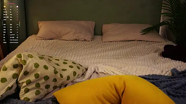 Snapshot of ShantellAngulo chatting on 04.06.26 ShantellAngulo online show from 04.06.26