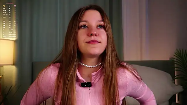 Snapshot of ShantellAngulo chatting on 04.08.26 ShantellAngulo online show from 04.08.26