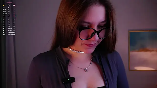 Snapshot of ShantellAngulo chatting on 04.12.26 ShantellAngulo online show from 04.12.26