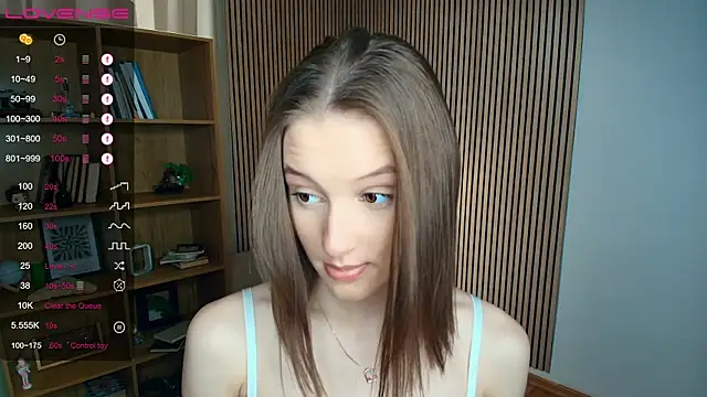 LianneBynon online show from 07.09.26