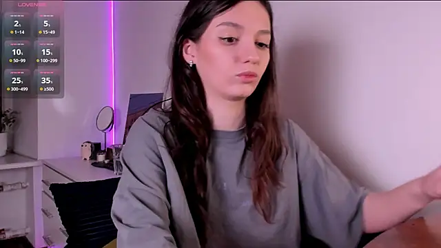 Snapshot of miabellee_ chatting on 03.27.26 miabellee online show from 03.27.26