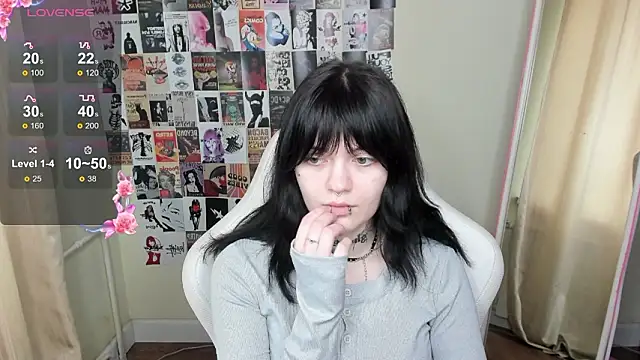 Snapshot of Emma_Darkkk chatting on 02.17.26 Emma Darkkk online show from 02.17.26