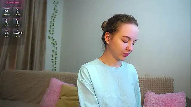 Snapshot of AricaPetties chatting on 03.01.26 AricaPetties online show from 03.01.26