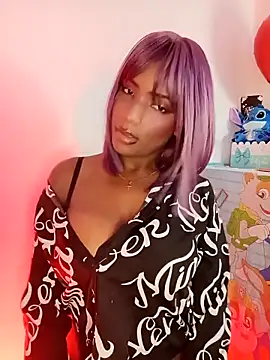 Snapshot of kathgate chatting on 02.25.26 kathgate online show from 02.25.26