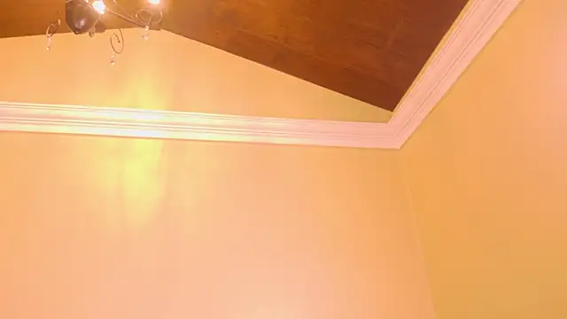 mollyjackson  online show from 03.25.26