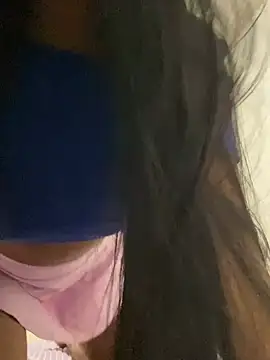 Snapshot of fahzinha chatting on 02.22.26 fahzinha online show from 02.22.26