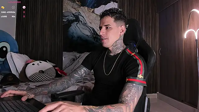 trisstann  online show from 03.25.26