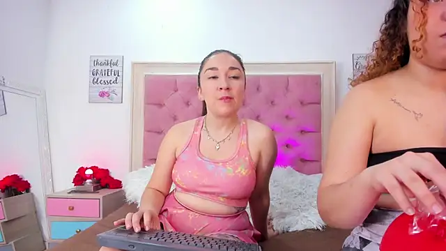 Snapshot of AmbarClarck chatting on 02.23.26 AmbarClarck online show from 02.23.26