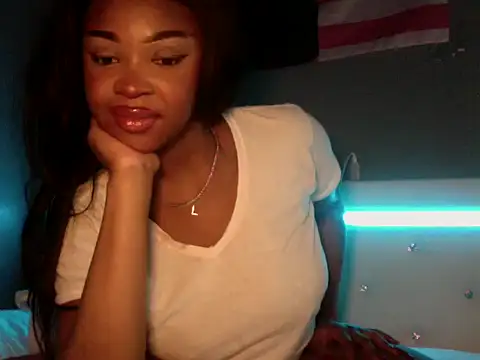 LuckyTonightx online show from 05.15.26