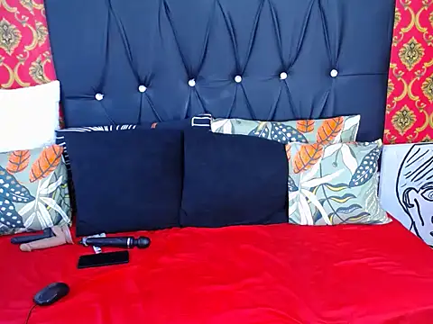 LADY-NESH online show from 02.06.26