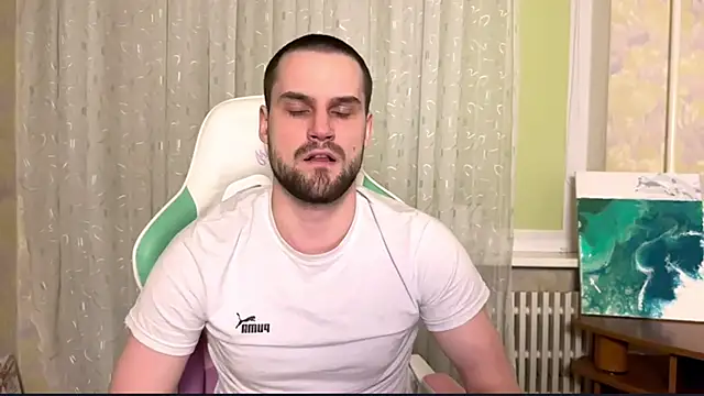 Snapshot of Cari__ chatting on 02.22.26 Cari online show from 02.22.26