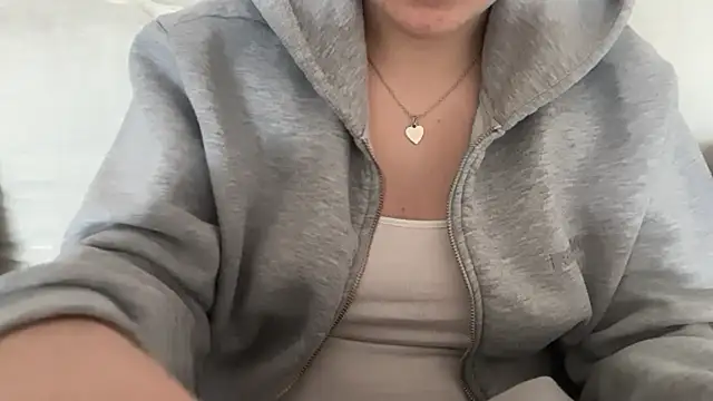 Lucyschickt online show from 03.20.26