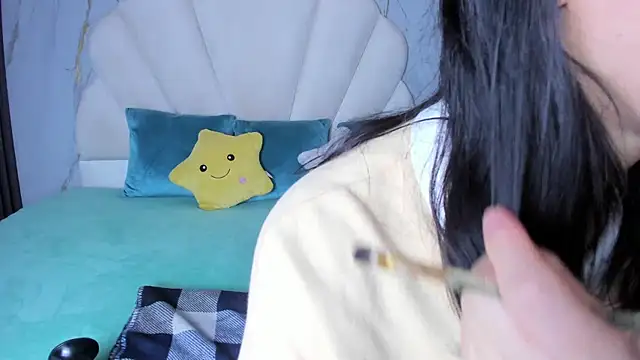 Lia Nova online show from 03.28.26