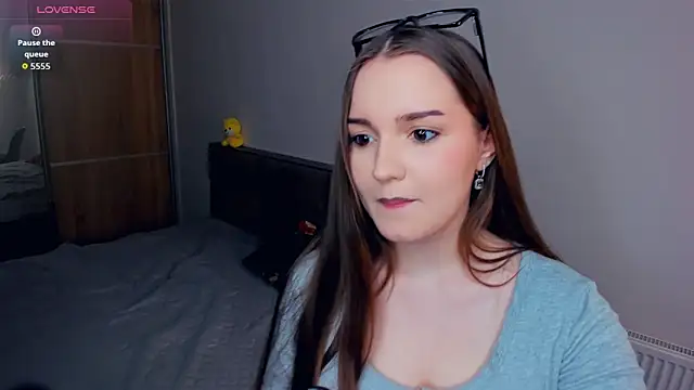 Snapshot of CrissyKales chatting on 03.02.26 CrissyKales online show from 03.02.26