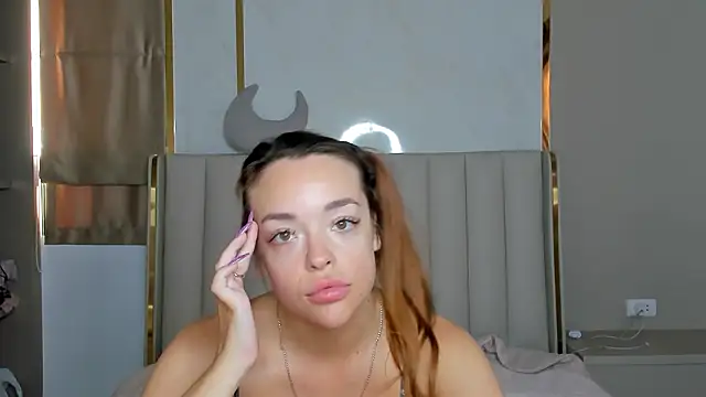 stellaa quenn online show from 02.06.26