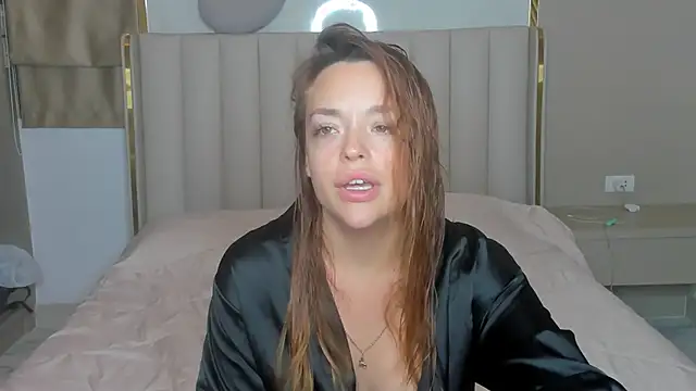 stellaa quenn online show from 02.12.26