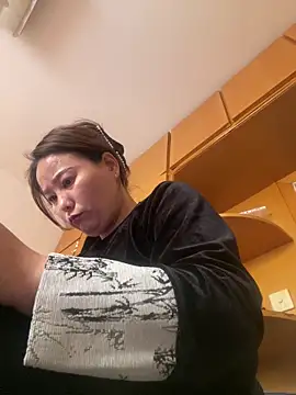 Youyou 12 online show from 03.13.26