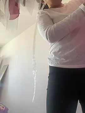 Youyou 12 online show from 03.16.26