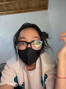 Leeeiuu online show from 02.06.26