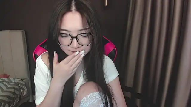 Snapshot of say7maya chatting on 02.04.26 say7maya online show from 02.04.26