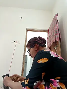 Elie Hallway online show from 03.17.26