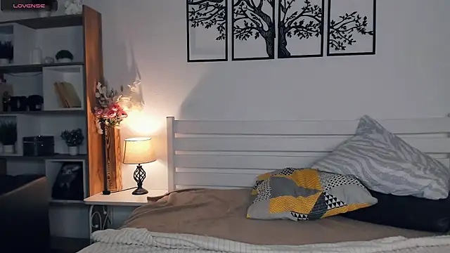 MalvinaTrafford online show from 02.16.26