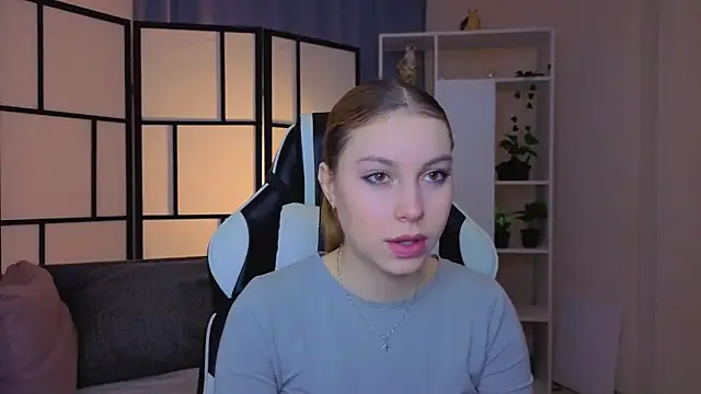 Snapshot of JadwigaTagliavia chatting on 02.03.26 JadwigaTagliavia online show from 02.03.26