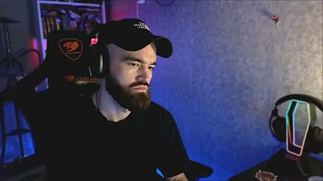 Snapshot of _Mostly_ chatting on 03.02.26 Mostly online show from 03.02.26