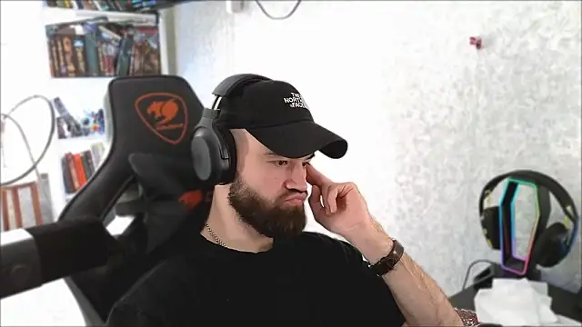 Snapshot of _Mostly_ chatting on 03.04.26 Mostly online show from 03.04.26